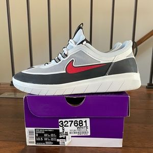 Nike SB Nyjah Free 2 - Black/Sport Red Size 9